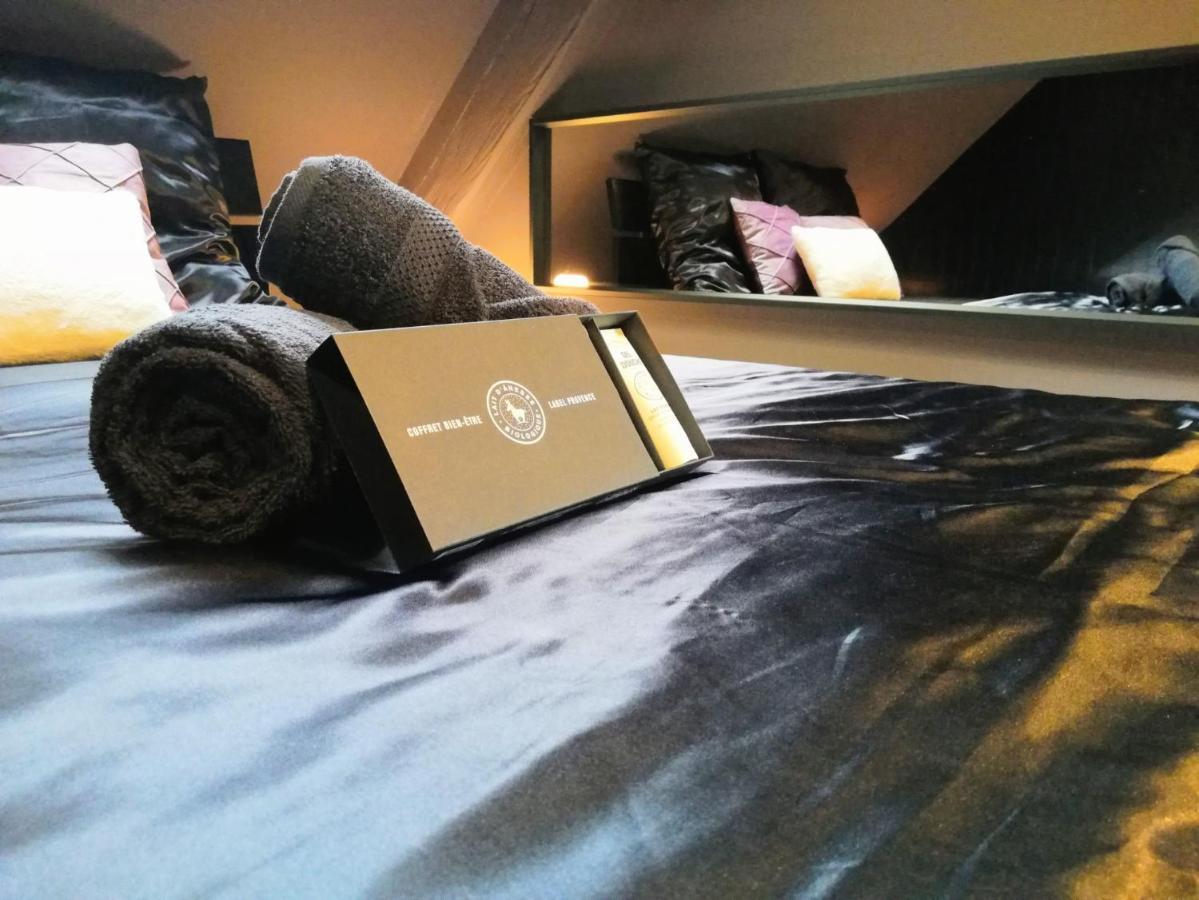 L'Escale Glamour Et Chic - Petit Dejeuner, Netflix, Wifi นีเดอร์บรอนน์-เลส์-แบ็งส์ ภายนอก รูปภาพ